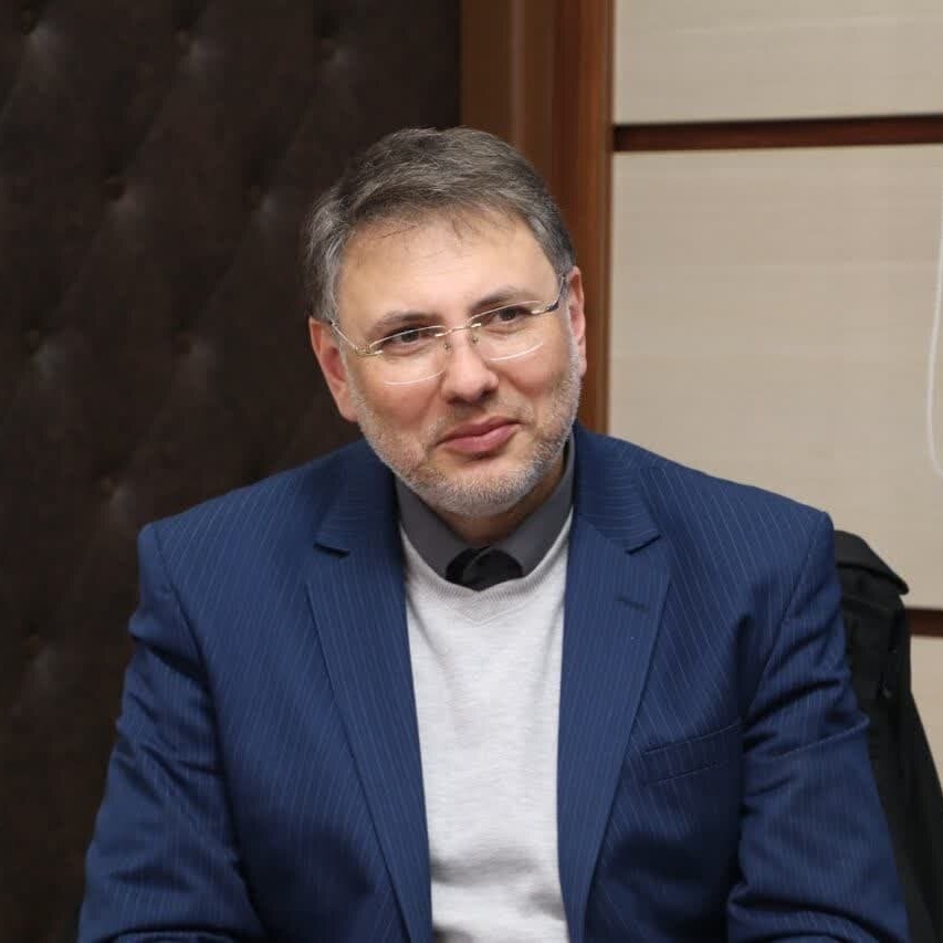 محسن قاسم زاده