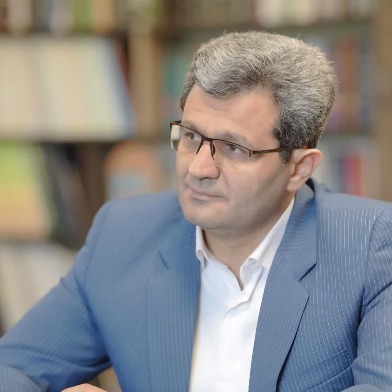 بهزاد شریفی پور